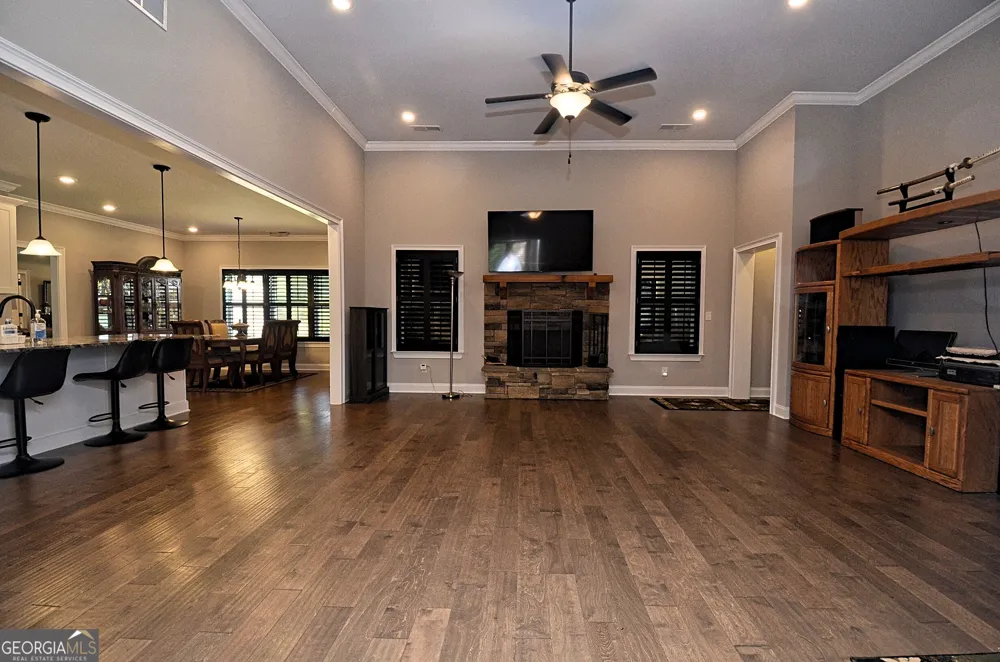 415 PJ East RD Covington, GA 30014