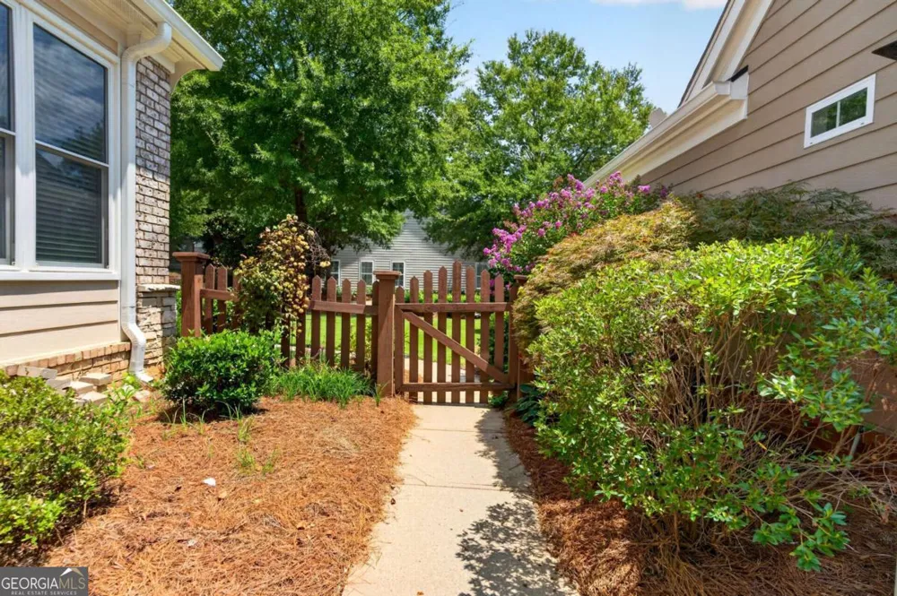 6615 Marlow DR Cumming, GA 30041