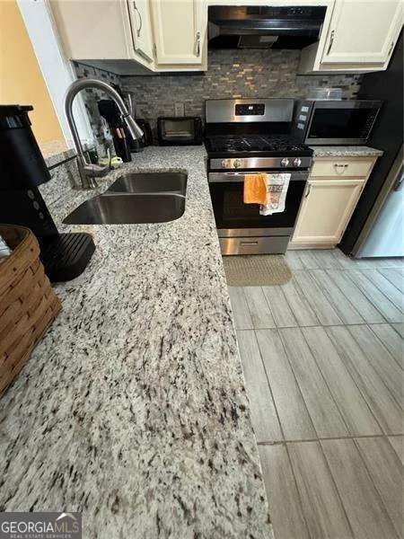 2578 Shadowbrook DR Decatur, GA 30034