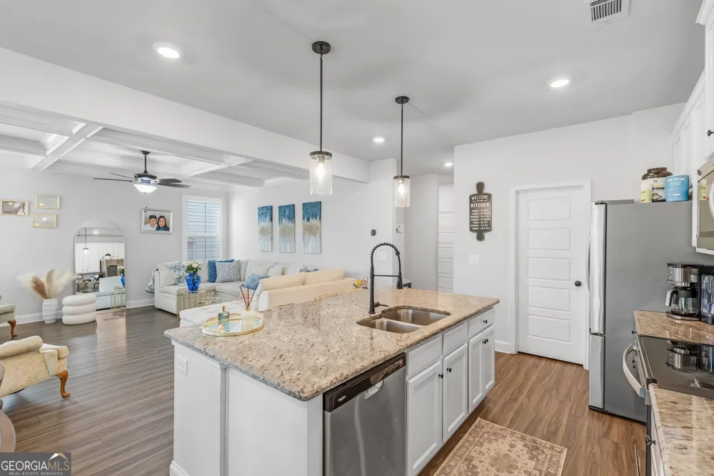 5317 Fox Hill LN Oakwood, GA 30566