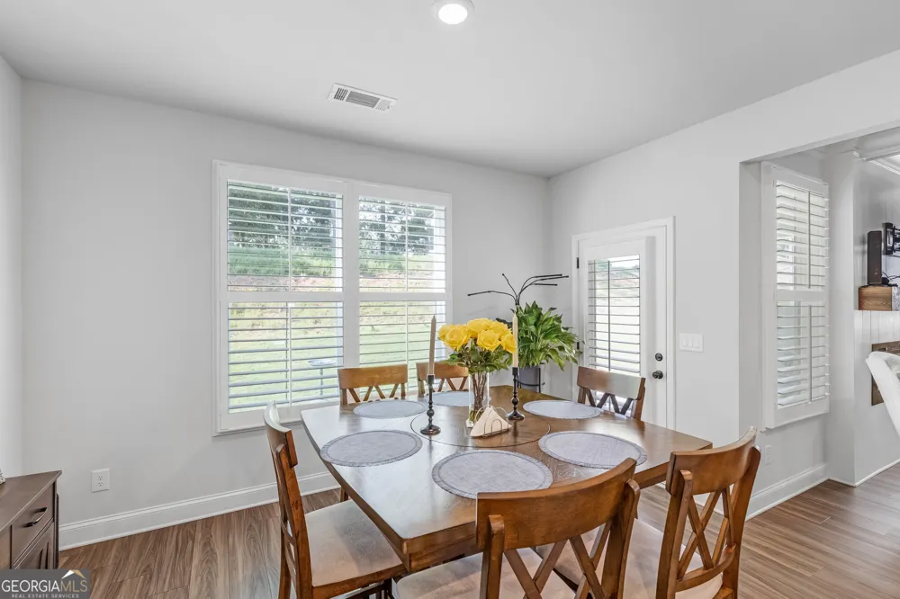 5317 Fox Hill LN Oakwood, GA 30566