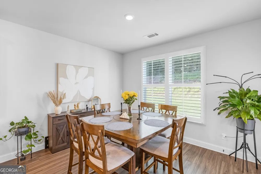 5317 Fox Hill LN Oakwood, GA 30566