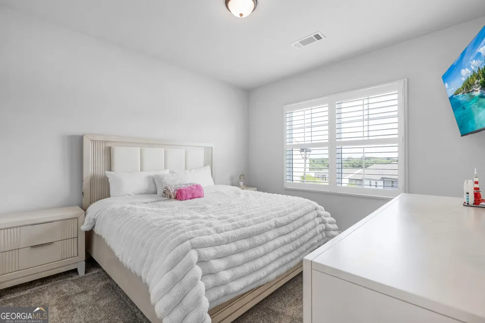 5317 Fox Hill LN Oakwood, GA 30566