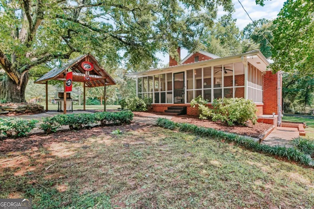 345 Jefferson River RD Athens, GA 30606