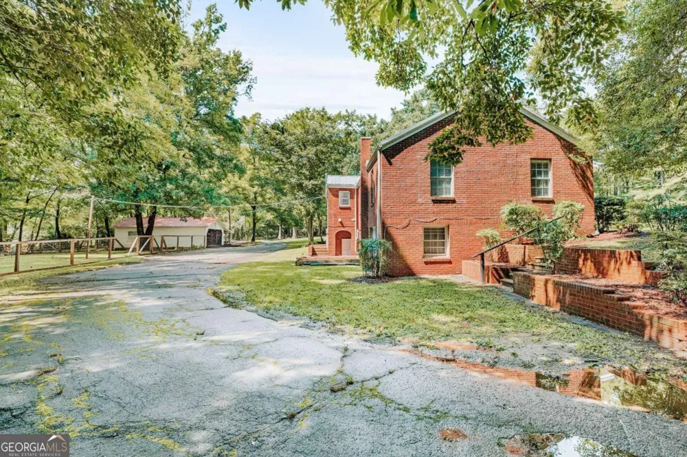 345 Jefferson River RD Athens, GA 30606
