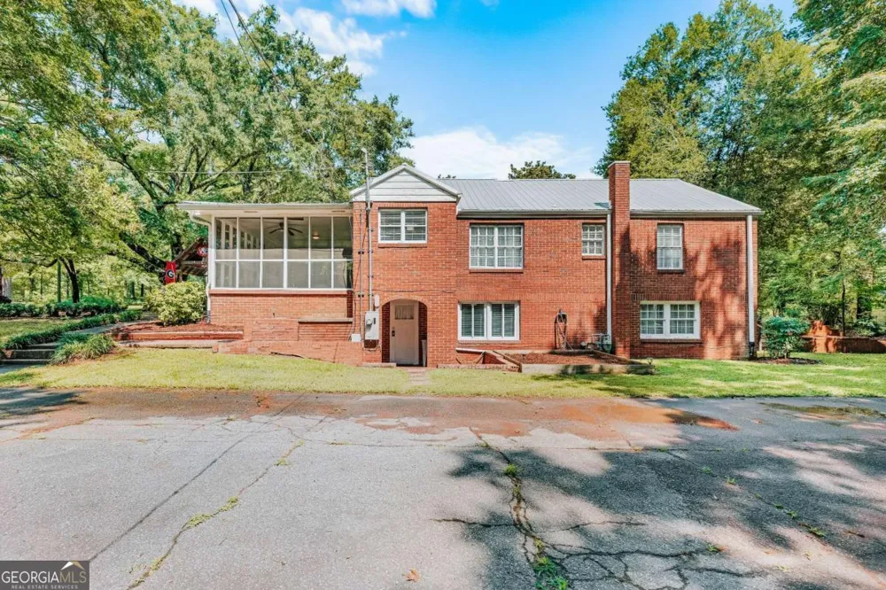 345 Jefferson River RD Athens, GA 30606