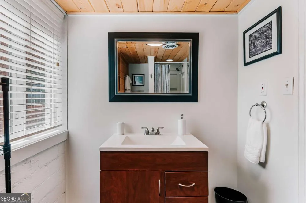 345 Jefferson River RD Athens, GA 30606