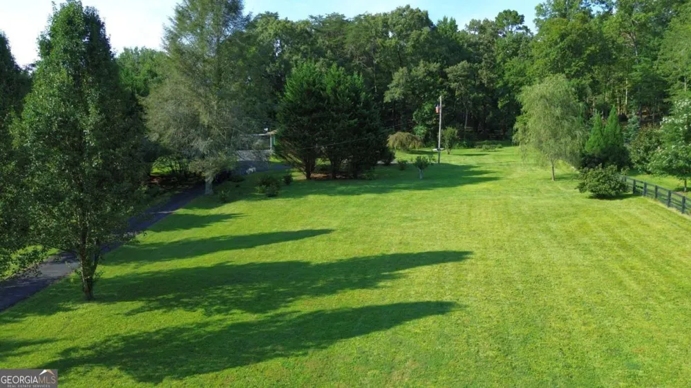 1211 Scenic DR Blue Ridge, GA 30513