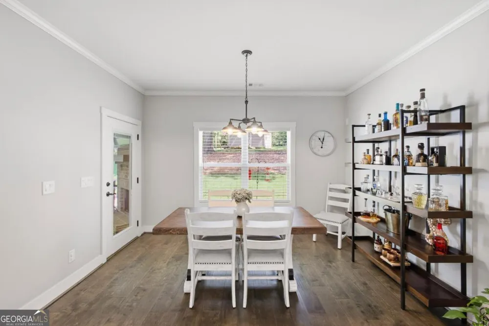 579 New Cut RD Braselton, GA 30517