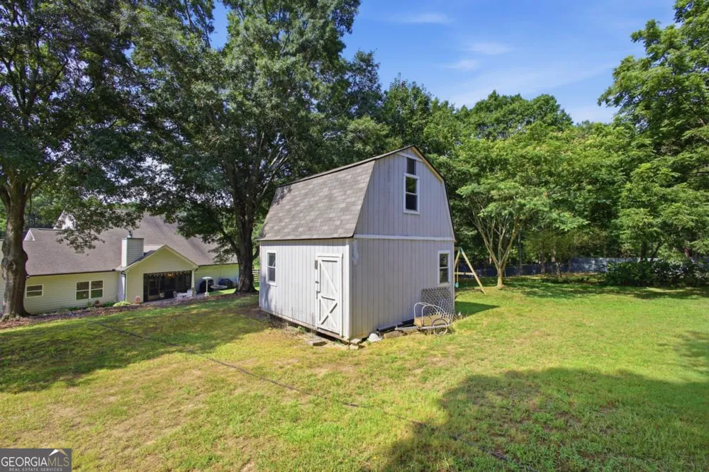 579 New Cut RD Braselton, GA 30517