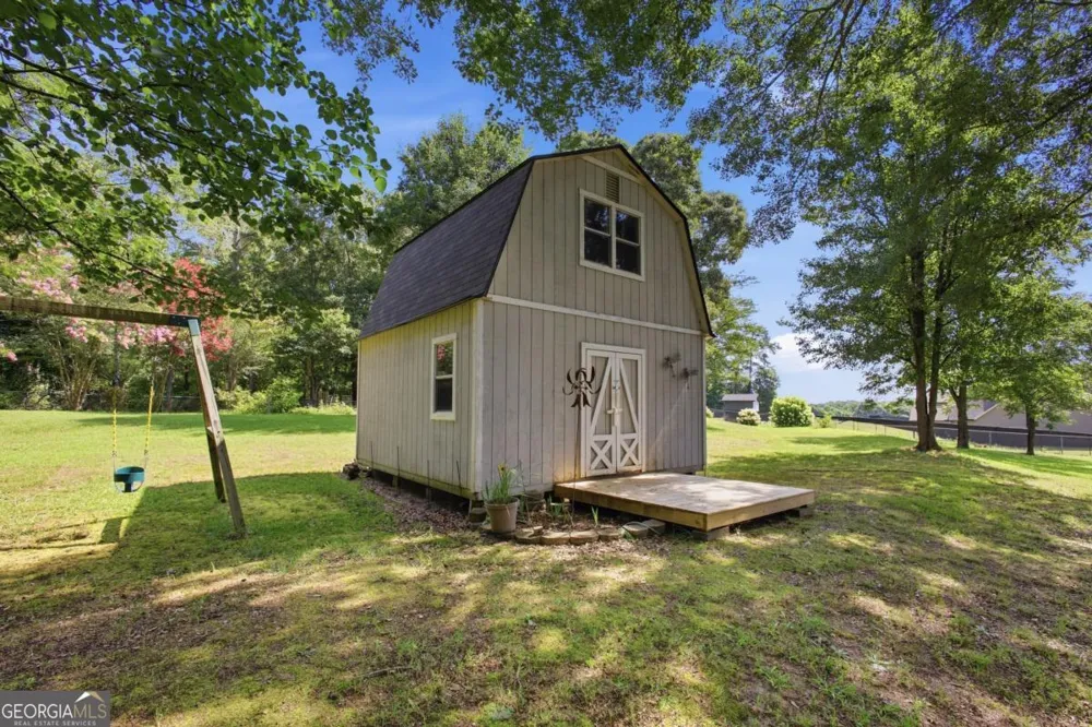 579 New Cut RD Braselton, GA 30517