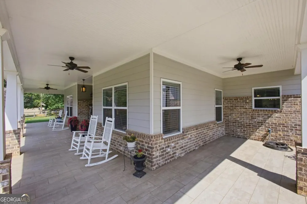 579 New Cut RD Braselton, GA 30517