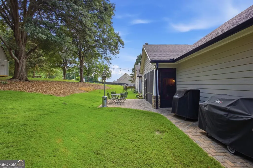 579 New Cut RD Braselton, GA 30517