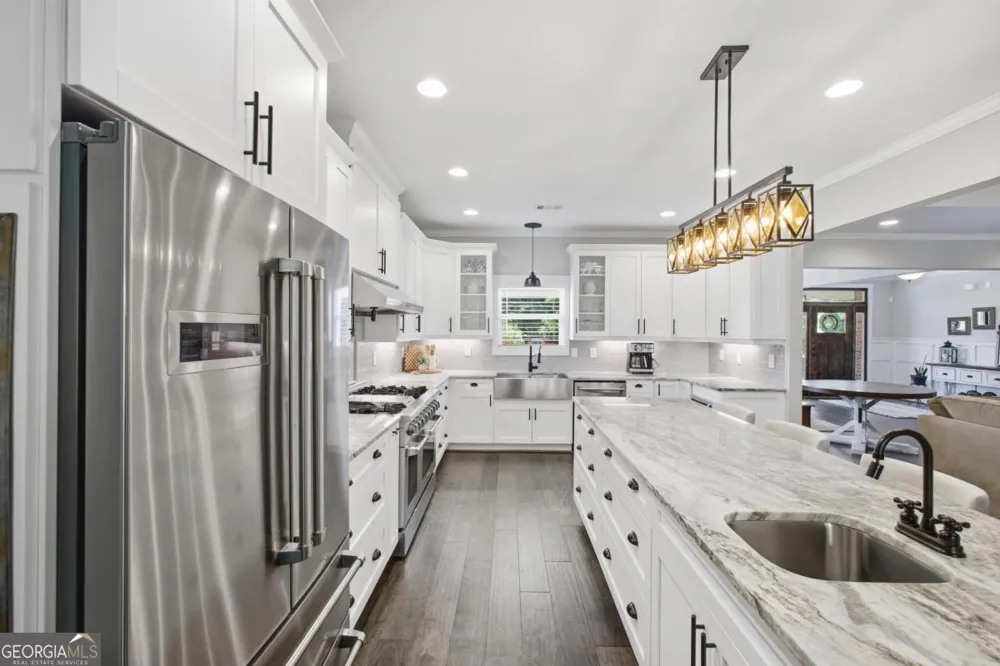 579 New Cut RD Braselton, GA 30517