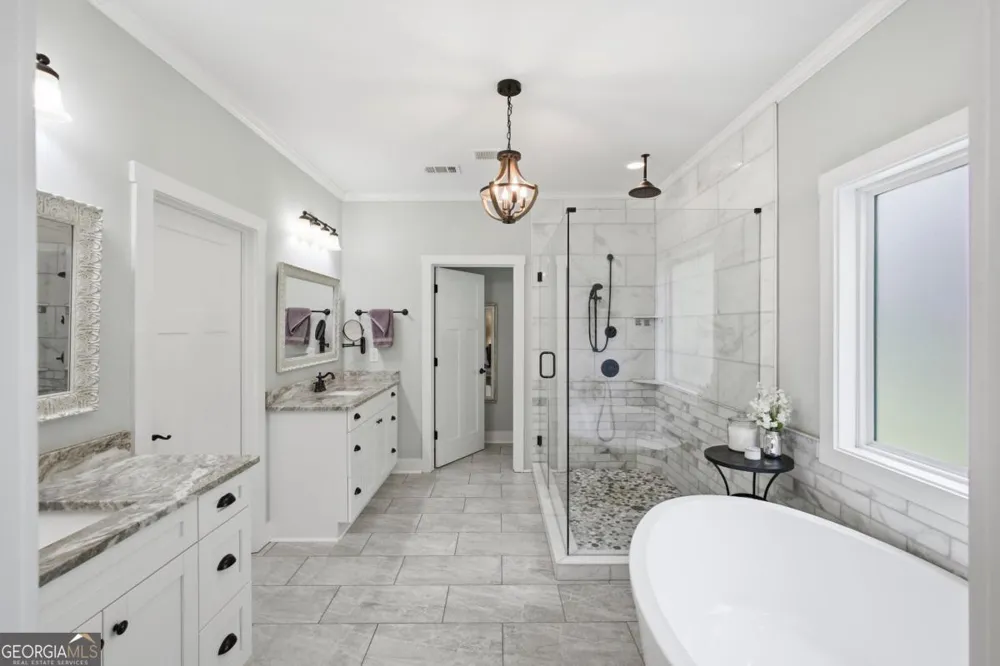 579 New Cut RD Braselton, GA 30517