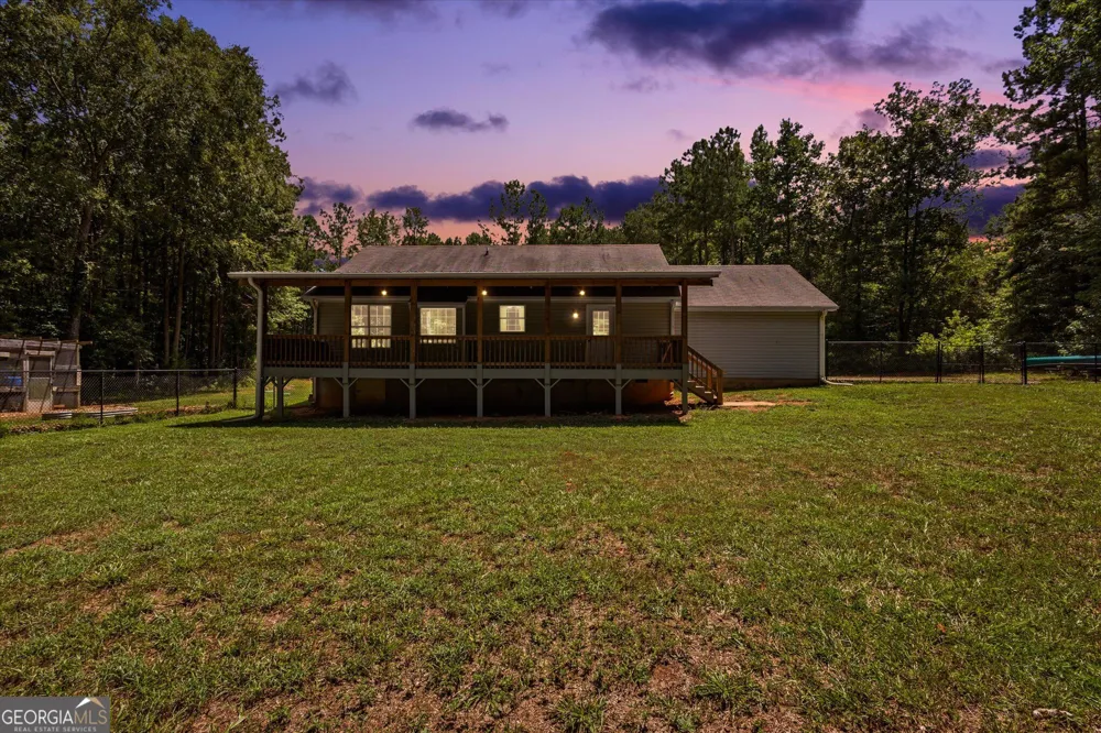 190 Smoak Field RD Griffin, GA 30223