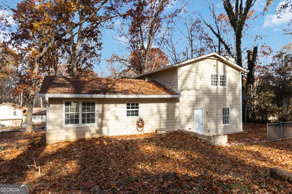 888 Chartley DR Lilburn, GA 30047