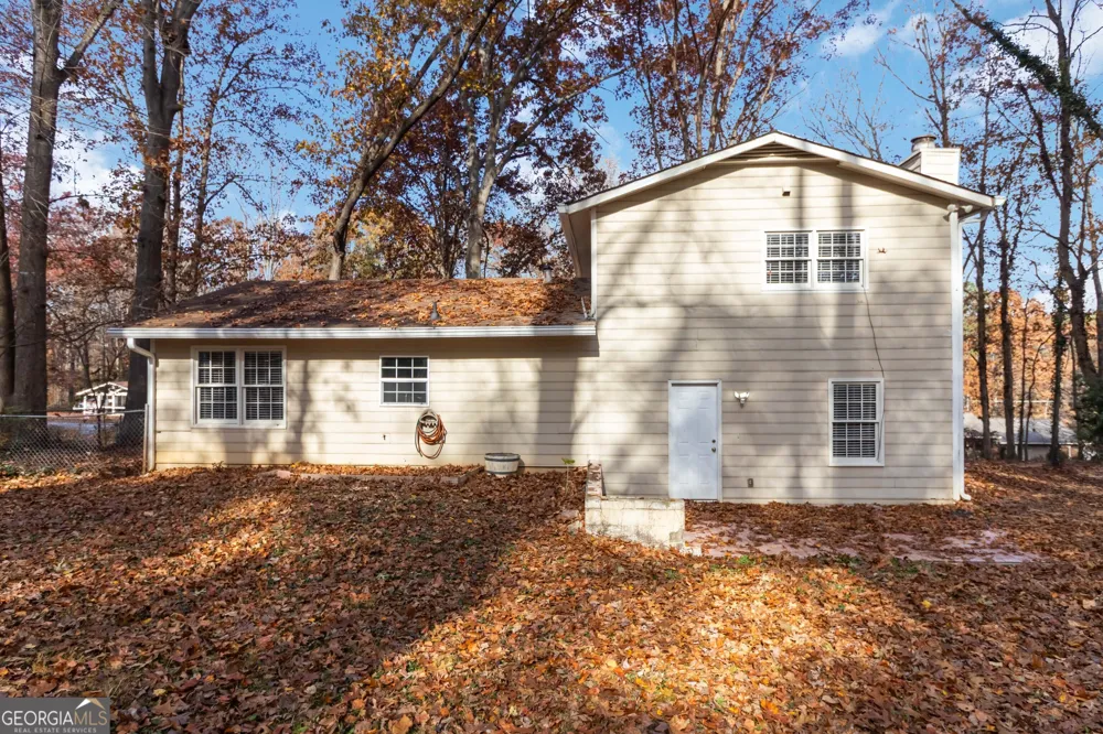 888 Chartley DR Lilburn, GA 30047