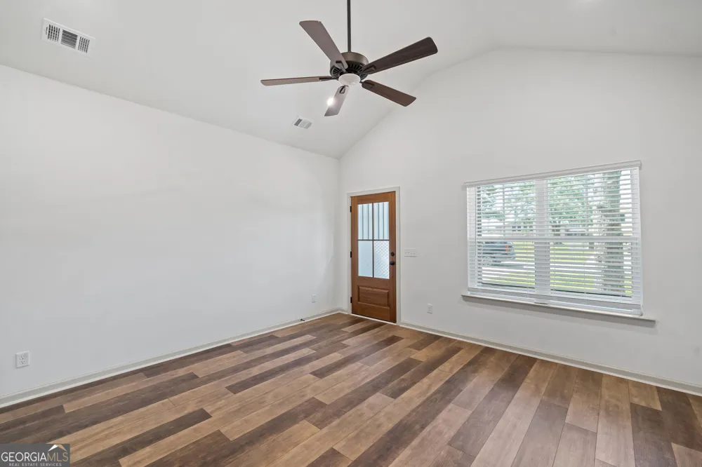 145 Waters Pembroke, GA 31321