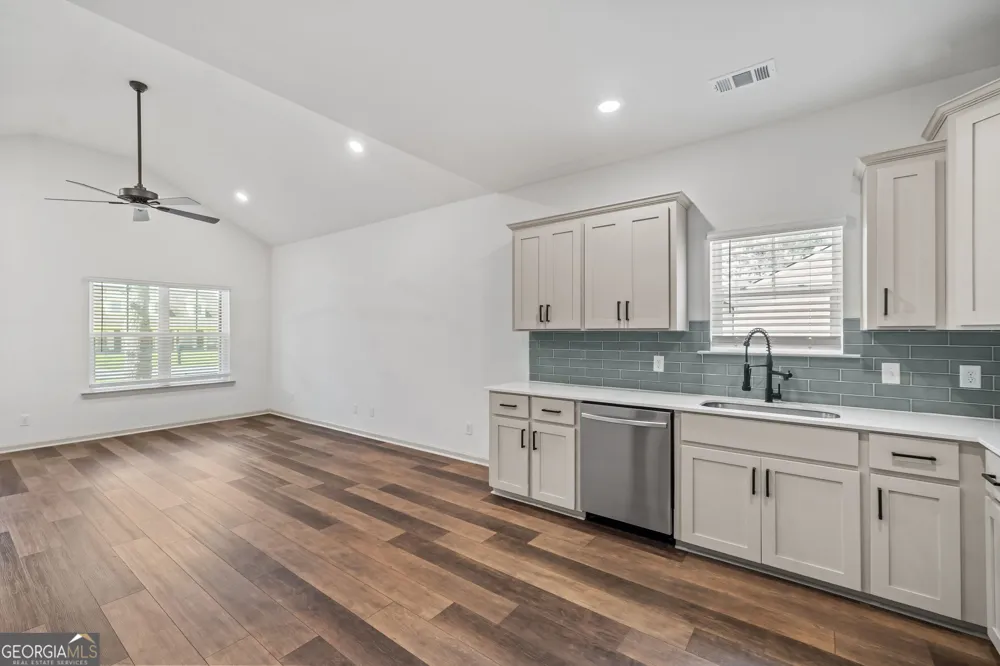 145 Waters Pembroke, GA 31321
