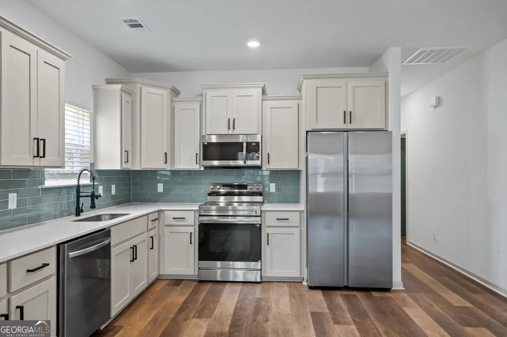 145 Waters Pembroke, GA 31321
