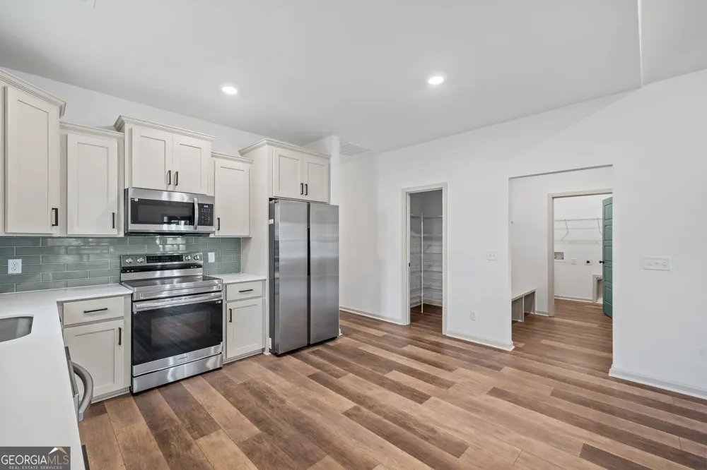 145 Waters Pembroke, GA 31321