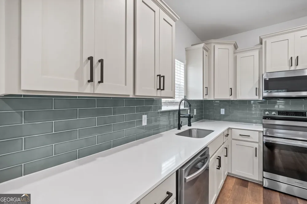 145 Waters Pembroke, GA 31321