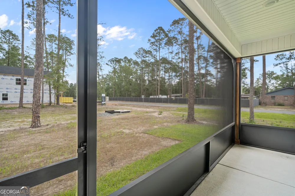 145 Waters Pembroke, GA 31321