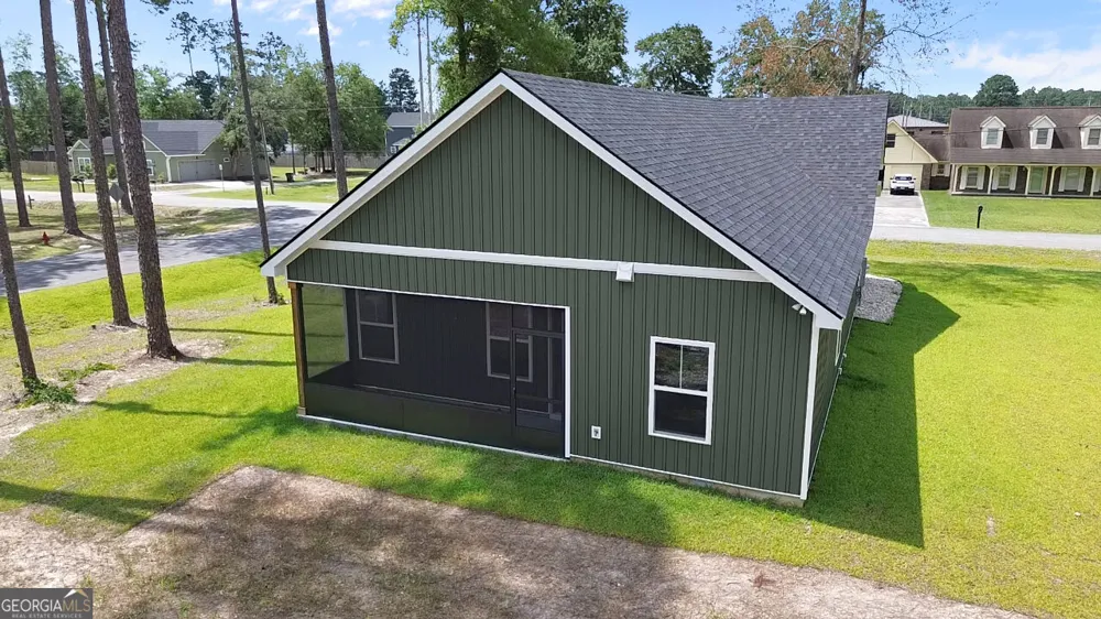 145 Waters Pembroke, GA 31321