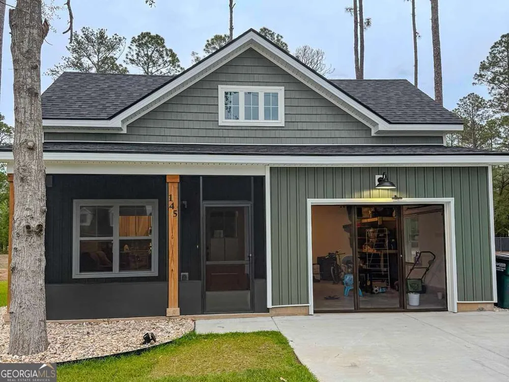 145 Waters Pembroke, GA 31321