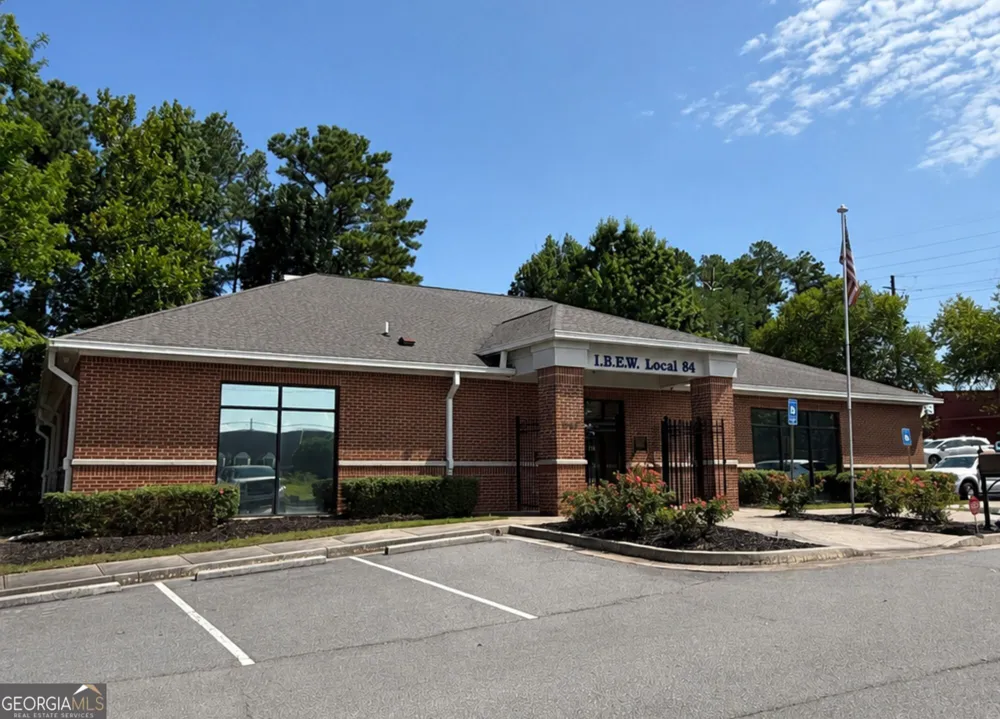 2791 Woodland TER Smyrna, GA 30080
