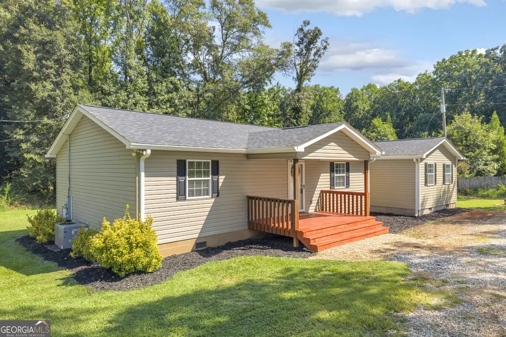 324 Old Canon Church RD Bowersville, GA 30516