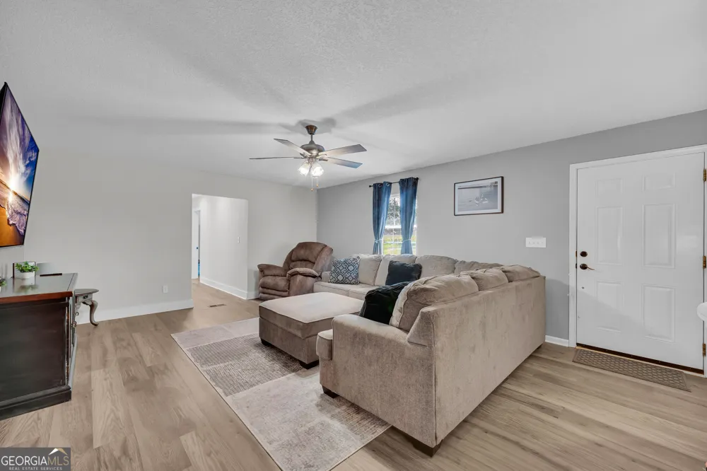 324 Old Canon Church RD Bowersville, GA 30516