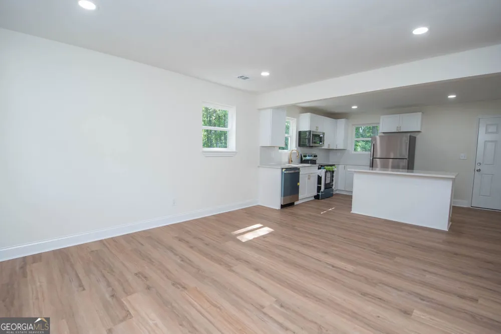 618 S Harlem CIR LaGrange, GA 30241