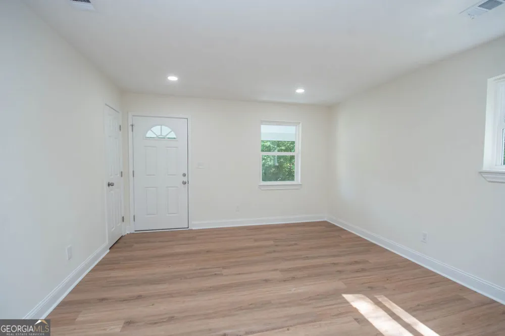 618 S Harlem CIR LaGrange, GA 30241