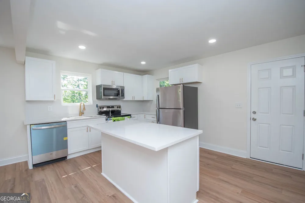 618 S Harlem CIR LaGrange, GA 30241