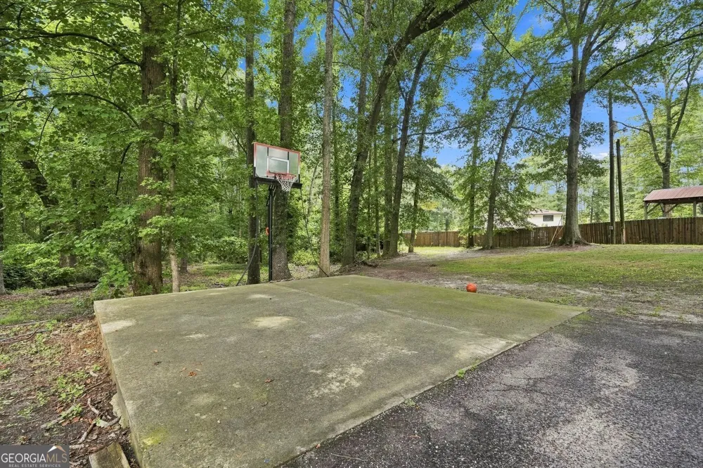 3806 Loganville HWY SW Loganville, GA 30052