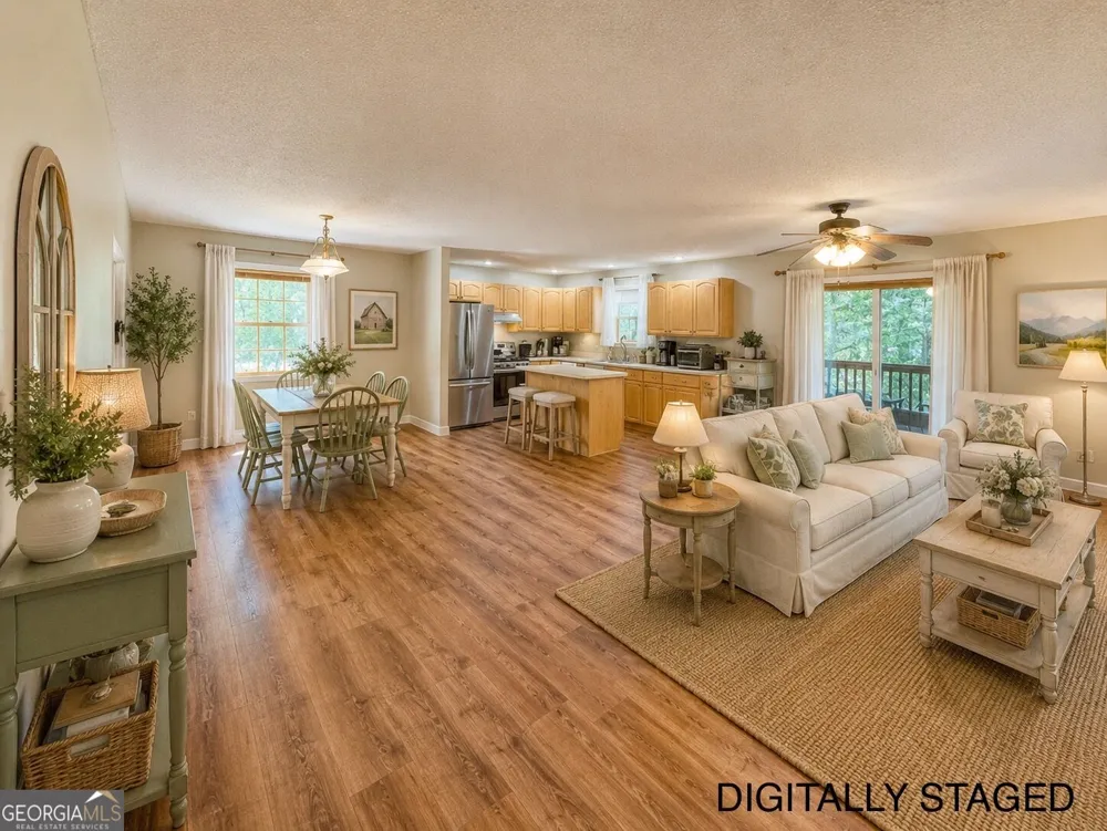 557 Grayce LN Hiawassee, GA 30546