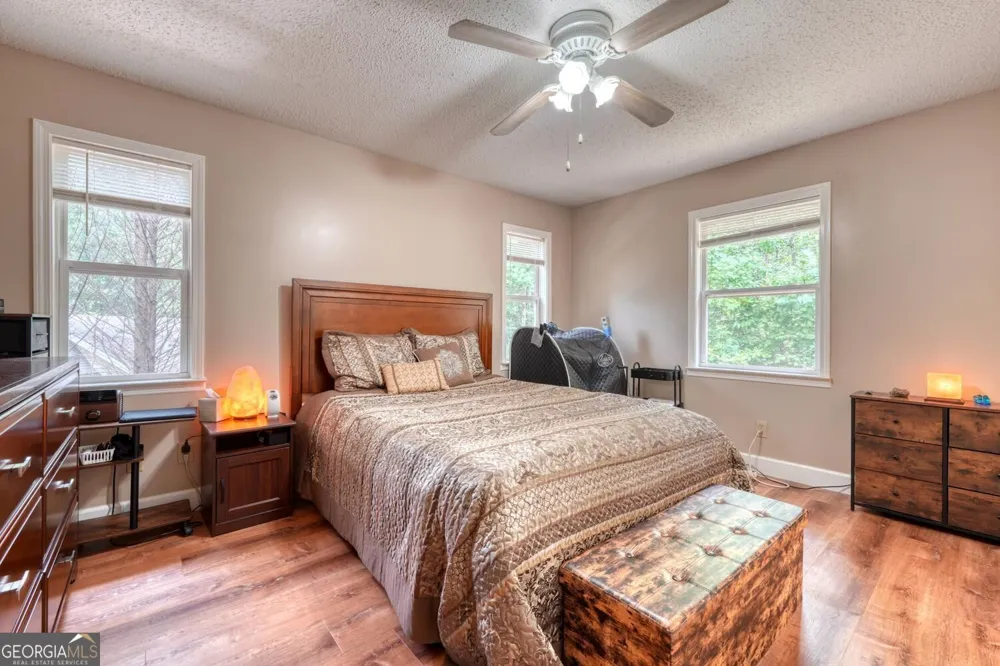 557 Grayce LN Hiawassee, GA 30546