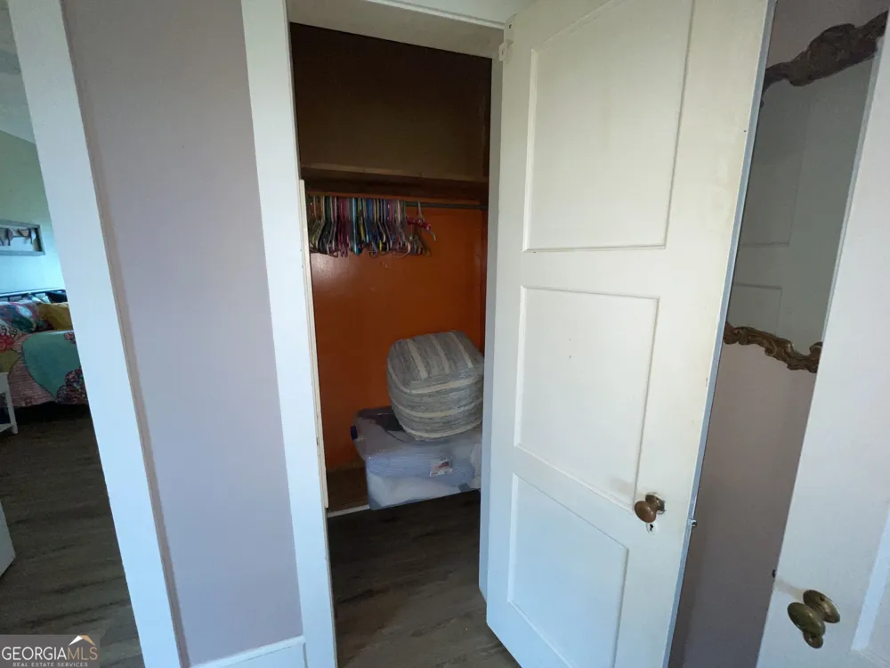 231 Barlow RD Cochran, GA 31014