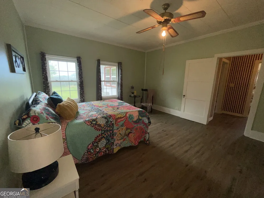 231 Barlow RD Cochran, GA 31014
