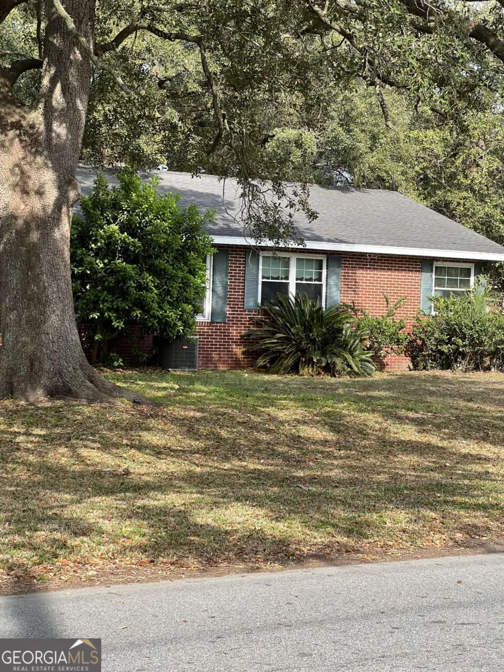 506 5th AVE Brunswick, GA 31520