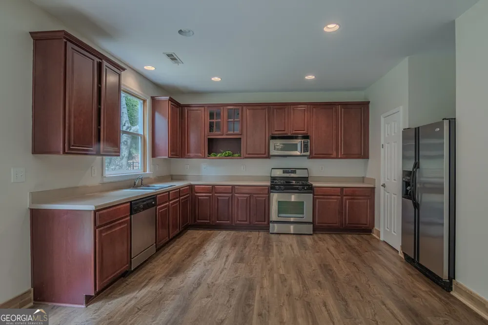 15 Nolen DR Newnan, GA 30263