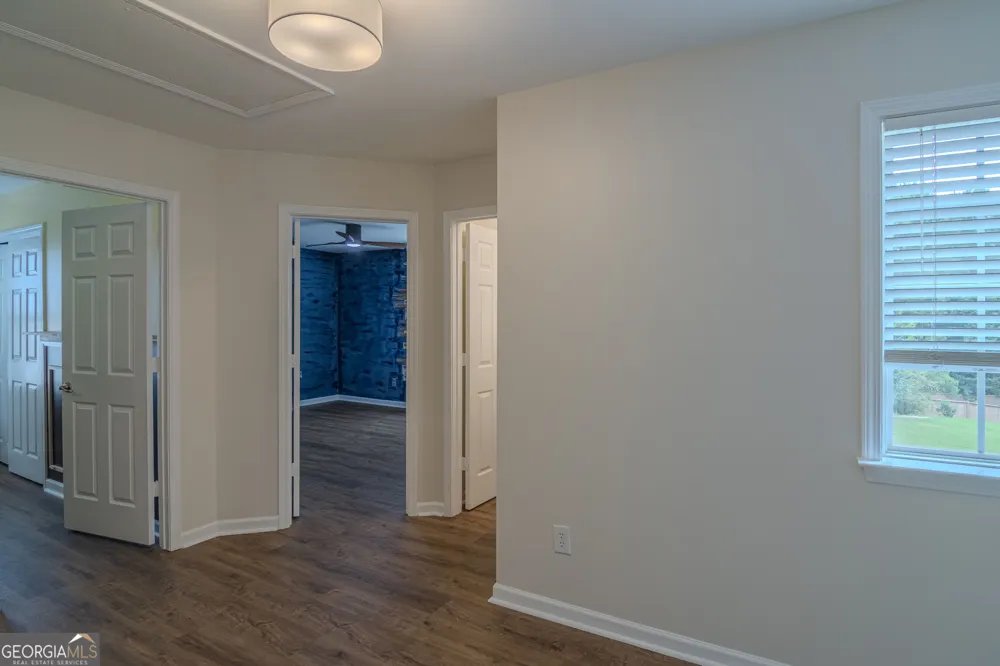 15 Nolen DR Newnan, GA 30263