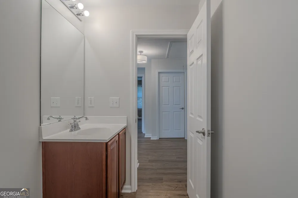 15 Nolen DR Newnan, GA 30263