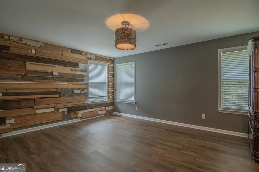 15 Nolen DR Newnan, GA 30263