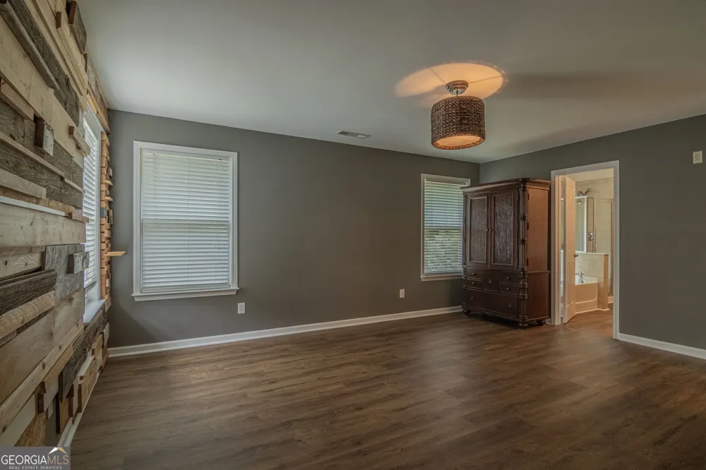 15 Nolen DR Newnan, GA 30263