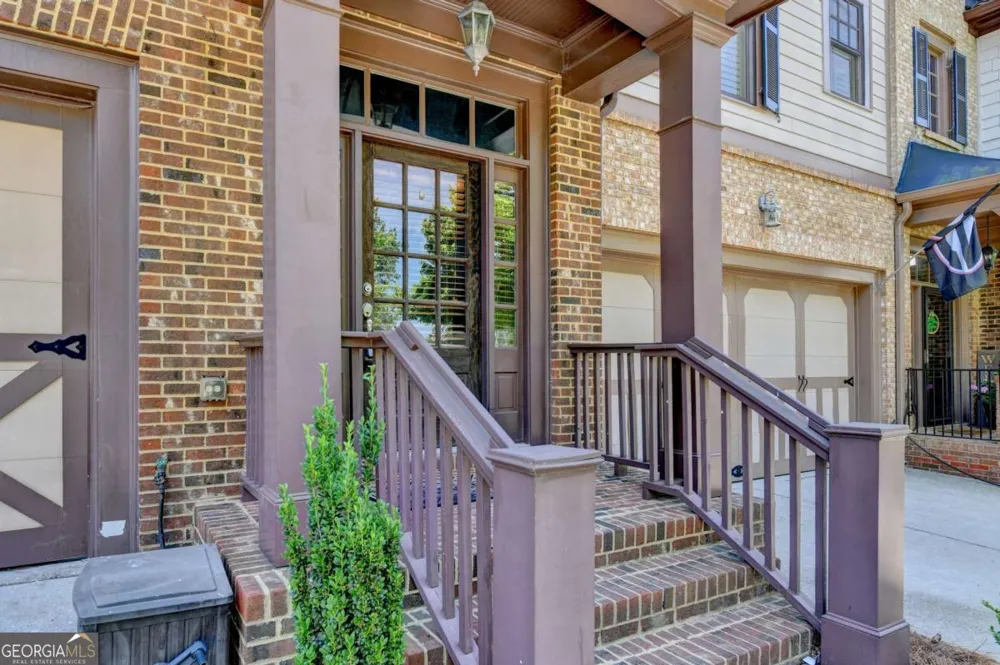 6961 Fellowship LN Flowery Branch, GA 30542