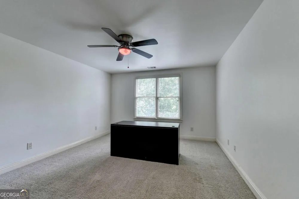6961 Fellowship LN Flowery Branch, GA 30542