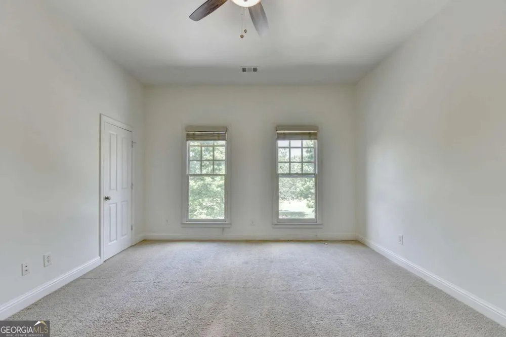 6961 Fellowship LN Flowery Branch, GA 30542
